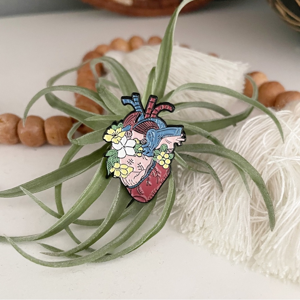 Cute anatomically correct heart with plants metal pin. Brand new!